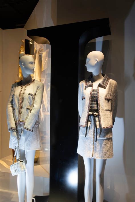 chanel mannequin|chez chanel clothing.